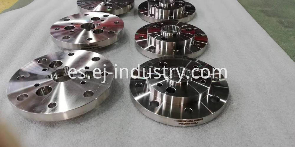 Top Flanges1